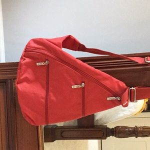 Baggallini shoulder bag